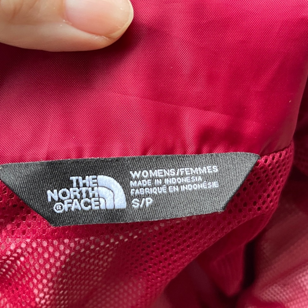 THE NORTH FACE Burgundy and Red Windbreaker Jacket - Picture 10 of 12